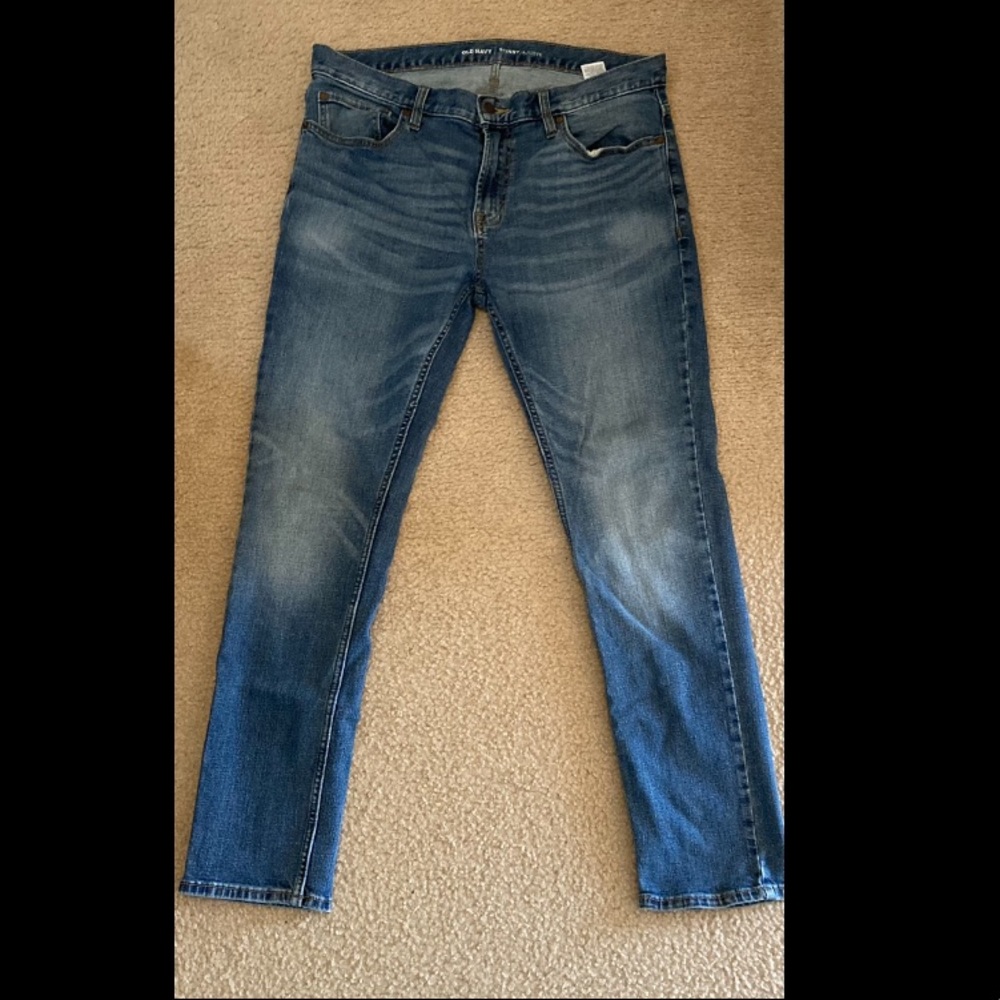 36 W x 32 L Men’s Jeans ➡️ $12 Jeans